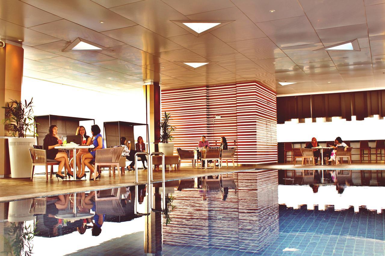Fox Hotel Pekanbaru Zewnętrze zdjęcie