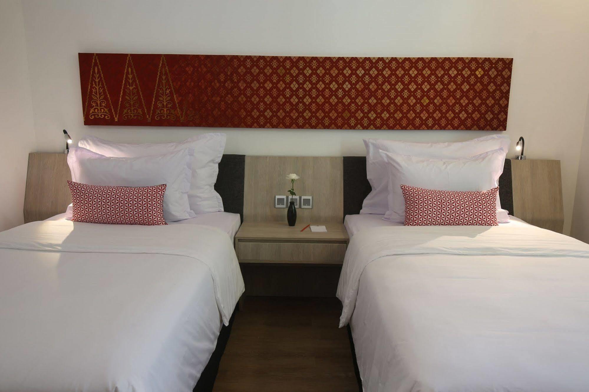 Fox Hotel Pekanbaru Zewnętrze zdjęcie